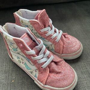 Girls vans size 8